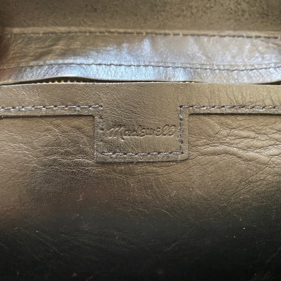 Madewell Medium Transport Tote - Picture 6 of 10